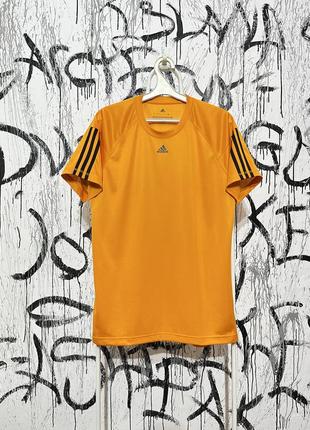 Спортивна футболка adidas, оригінал, climalite, центр лого футбол, з полосками, дихаюча, для залу, легка, не обтягуюча