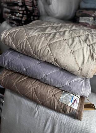 Велюровые покрывала с логотипом н