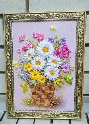 Картина з вишивкою стрічками "літо в корзинці"
