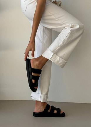 Найтрендовіші шльопанці слайдери в натуральній шкірі