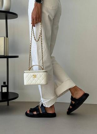 Найтрендовіші шльопанці слайдери в натуральній шкірі