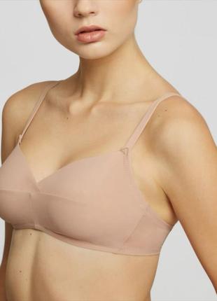 Бесшовный моделирующий бюстгальтер
