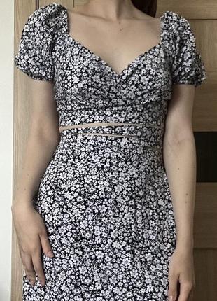 Костюм зі спідниці та блузки