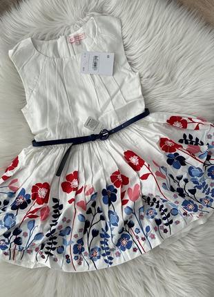 Святкова сукня для дівчинки, нарядне біле у квіти плаття