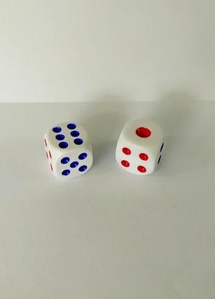 Игровые кубики игральные кости для настольных игр нарды покер 2 шт. 16мм белые, смотрите. описание