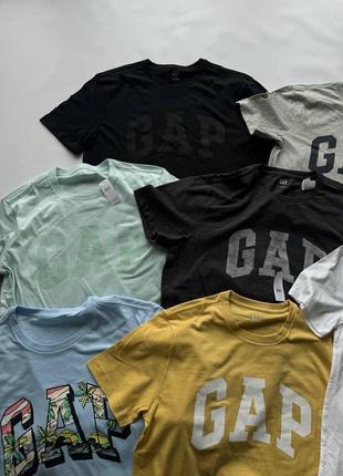 Футболки gap