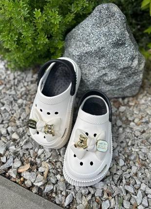 Сабо crocs кроксы детские кроксы женские на патформе с украшениями crocs с бантиком стильные crocs для девушки