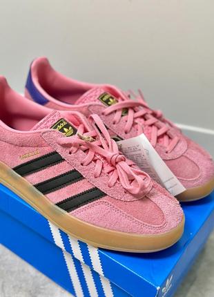 В наявності adidas gazelle indoor bliss pink purple