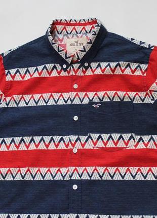 Цікава виразна приталена ( slim fit) шведка / теніска з візерунком від hollister