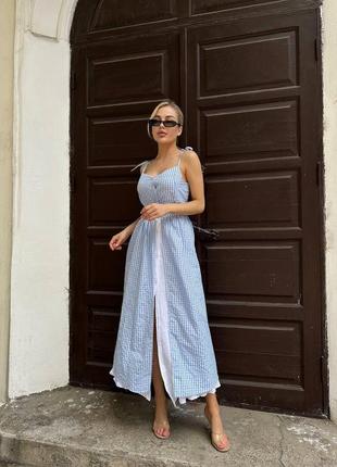 Неймовірна сукня з натуральних тканин