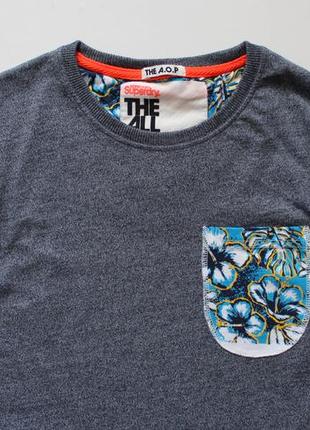 Оригинальная футболка с цветочными элементами от superdry