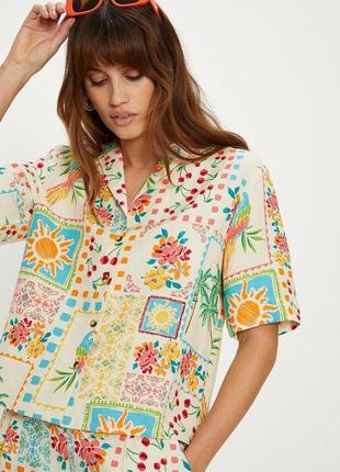 Шелковая рубашка молочного цвета с коротким рукавом с принтом от juliet