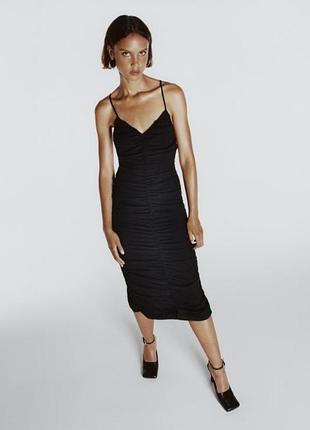 Изысканная драпировка zara с открытой спинкой