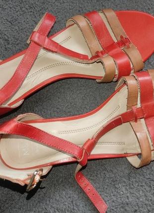 M&s uk 5.5/ 39.5p wide fit фірмові шкіряні босоніжки