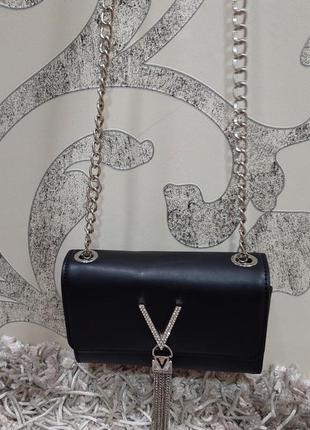 Шикарная женская маленькая сумочка на плечо или через плечо от valentino.