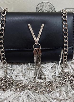 Шикарная женская маленькая сумочка на плечо или через плечо от valentino.