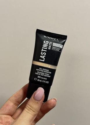 Тональні rimmel lasting matte