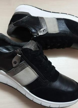 Кроссовки туфли кожа жен 40-41р.tomaris германии