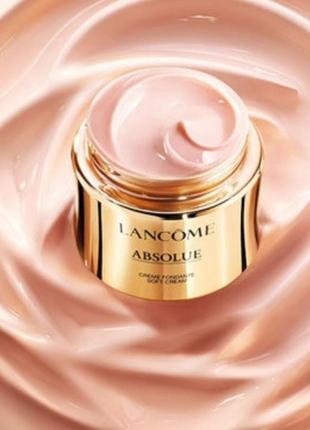 Lancome absolue regenerating brightening soft cream
восстанавливающий осветляющий крем для лица3 фото