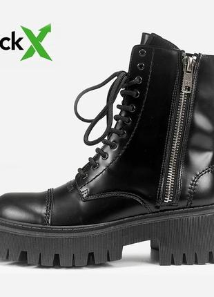 0396 tractor black📦