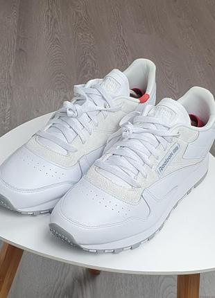 Новые кроссовки reebok classic 3
