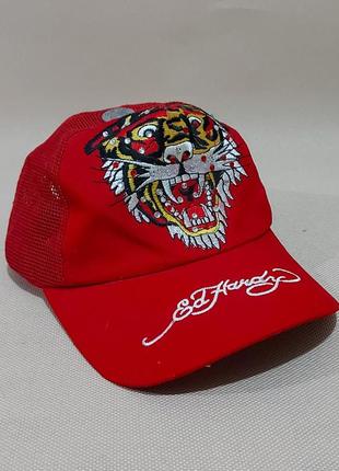 Класна кепка бейсбол. ed hardy