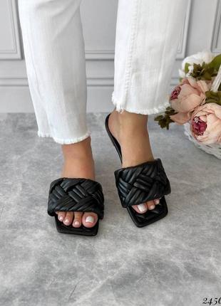 Очень стильные и трендовые тапули 🤍💫 из экокожи с эффектом плетения