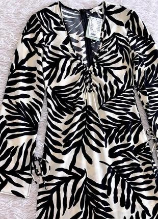 Платье h&m из крепа в пальмах