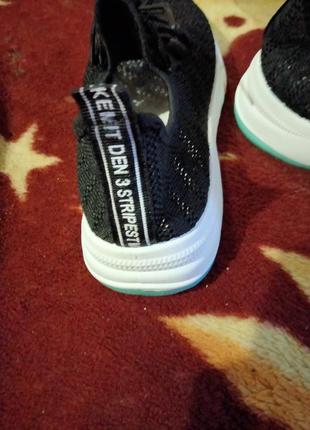 Кросівки текстиль3 фото