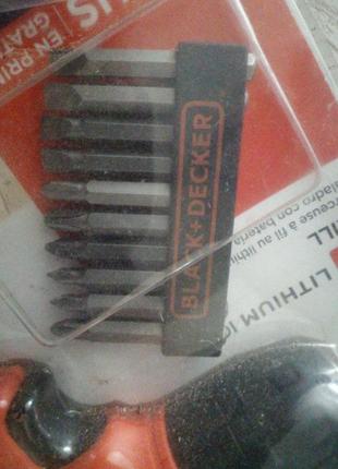 Отвертка аккумуляторная black+decker bdd8 3