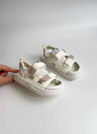 Сандалии в спортивном стиле 26-30 р в стиле бренда