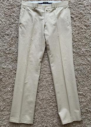 Брюки легкі брендові бежеві штани класичні bruuns bazaar розмір 34 / 50
