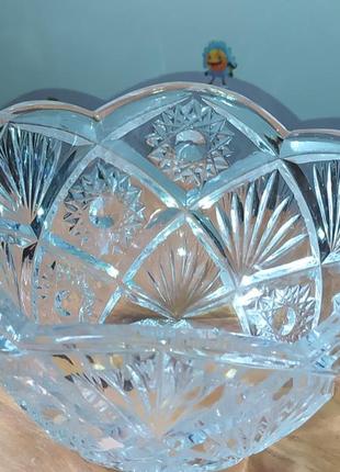 Ваза кришталева, тюльпан, красива,для салатів, цукерок, фруктів.