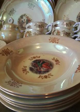 Мадонна на 6 персон-біля 40 предметів