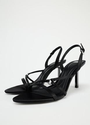 Босоніжки з ремінцями zara2 фото