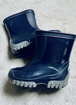 Сапоги резиновые (унисекс) для малышей с трекинговой не скользящей подошвой spirale (италия)