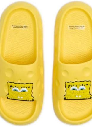 Тапочки spongebob, шлепки губка боб, тренд sponge bob