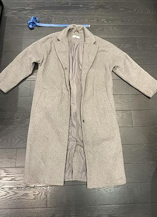 Продается пальто серого цвета