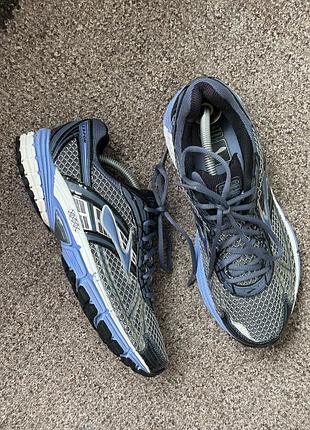 Кроссовки brooks 100% оригинал
