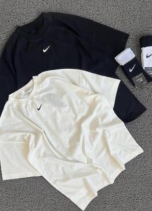 Женская футболка nike