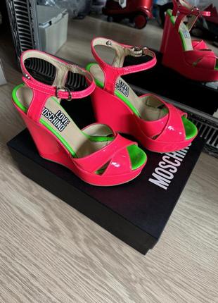 Босоножки love moschino оригинал