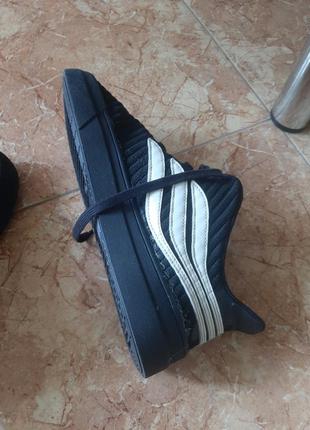 Кроссовки adidas 41 -42 размер