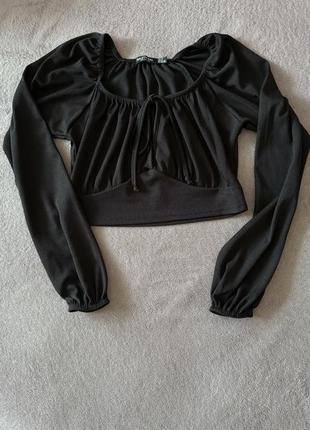 Топ з рукавами