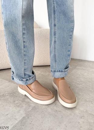 Шкіряні жіночі туфлі лофери з перфорацією натуральна шкіра5 фото