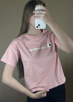 Укороченная футболка champion