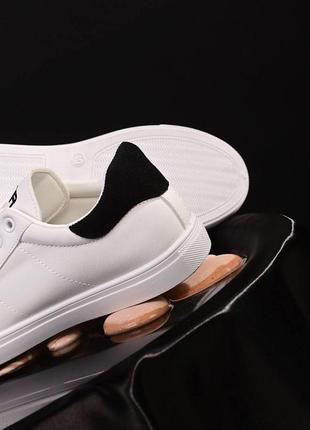 Кеди жіночі