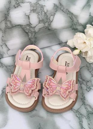 Детские босоножки розовые и молочные