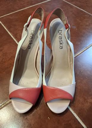 Красиві босоніжки від braska