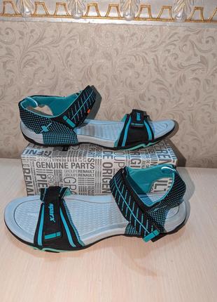 Sparx босоніжки 42 р по устілці 29 см ширина 10 см на липучці легенькі