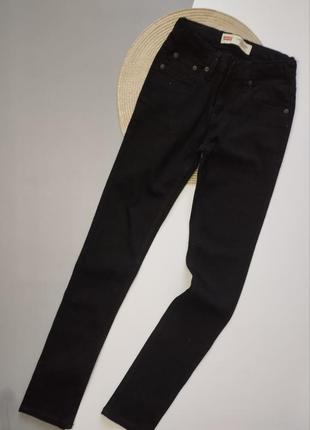 Джинсы levis фирменные на девочку 12 лет (152 см), новые.